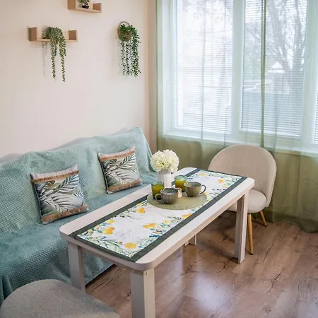 Boho Floral Near To Old Town Apartment Plovdiv