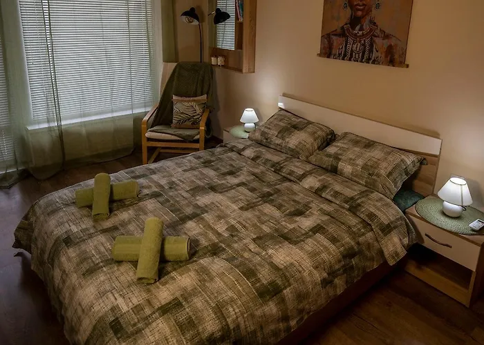 Boho Floral Near To Old Town Apartment *