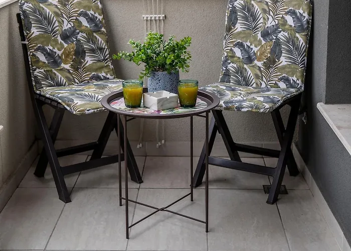 Apartment Boho Floral Near To Old Town Plovdiv